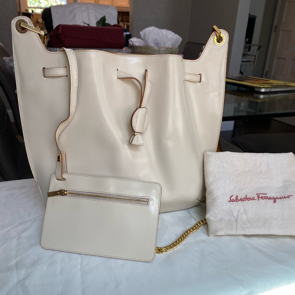 ❌SOLD❌ Salvatore Ferragamo white patent leather ba